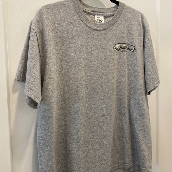 NWOT Authentic CHEERS T-shirt Straight from Boston. Unisex Size Large - Picture 7 of 11